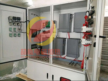 正壓型防爆柜內(nèi)部