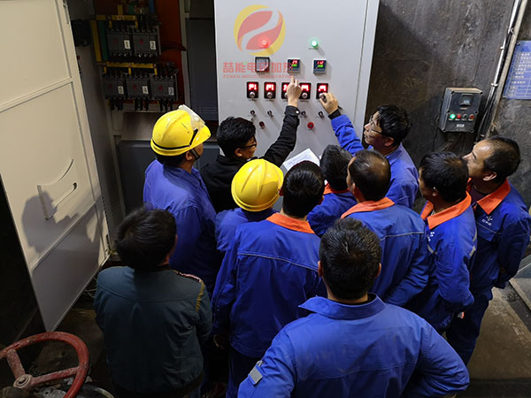 技術人員給客戶認真培訓，設備圓滿運行，客戶驗收